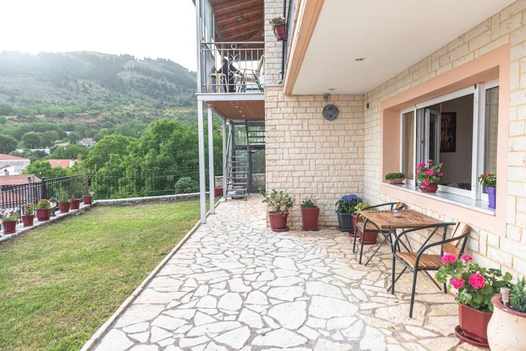 Dimitri'S Mountain House Apartment Karpenísion Екстериор снимка
