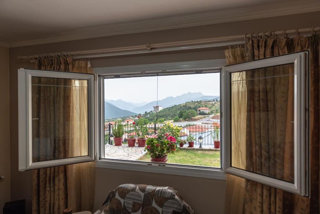 Dimitri'S Mountain House Apartment Karpenísion Екстериор снимка